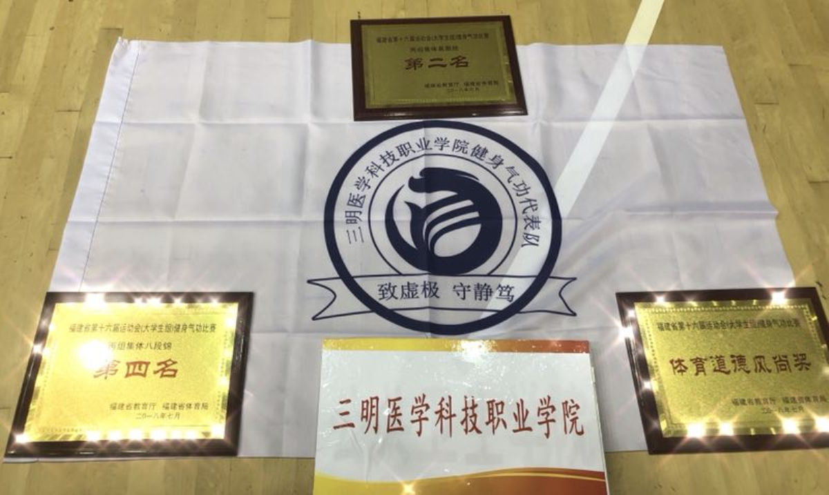 微信图片_20180719181005_编辑.jpg