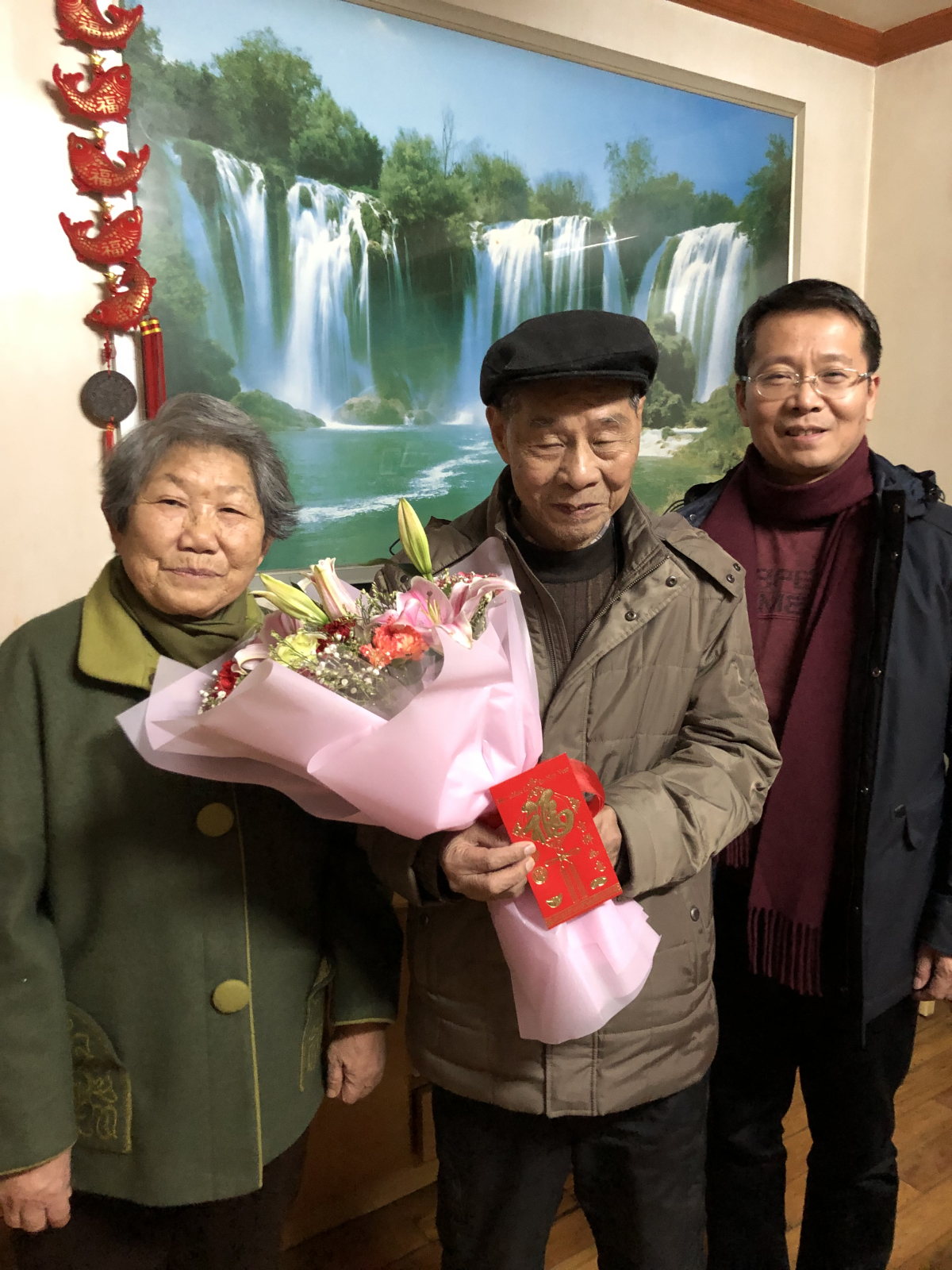 微信图片_20190111155922_编辑.jpg