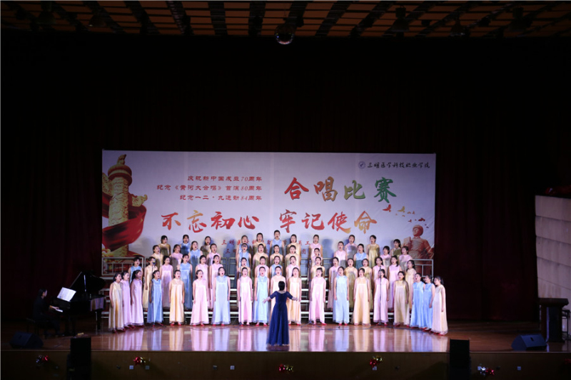 IMG_3534_编辑.jpg IMG_3534_编辑.jpg