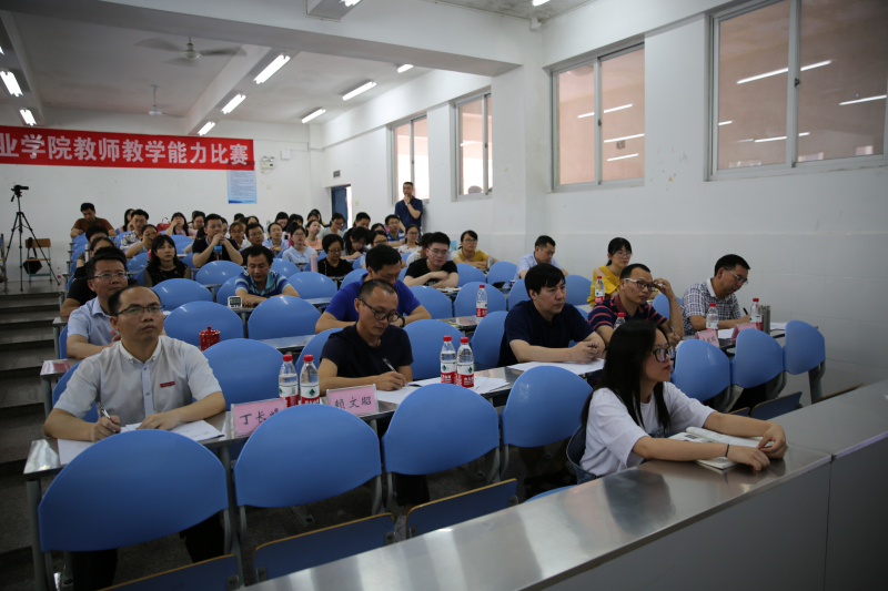 02比赛现场2_编辑.jpg 02比赛现场2_编辑.jpg