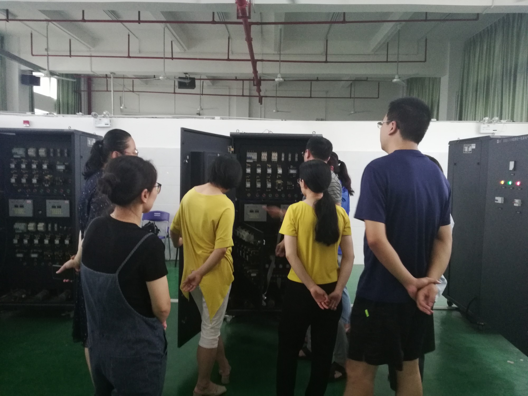 机电工程系党支部开展“教学服务”主题党日活动2.jpg