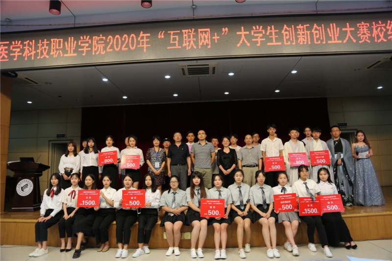 8(封面).jpg 8(封面).jpg