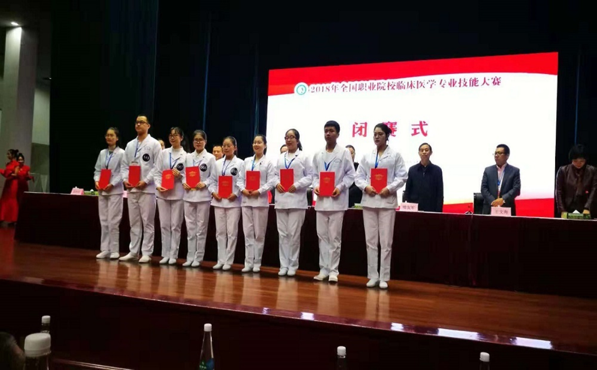 微信图片_20181121154419_编辑.jpg