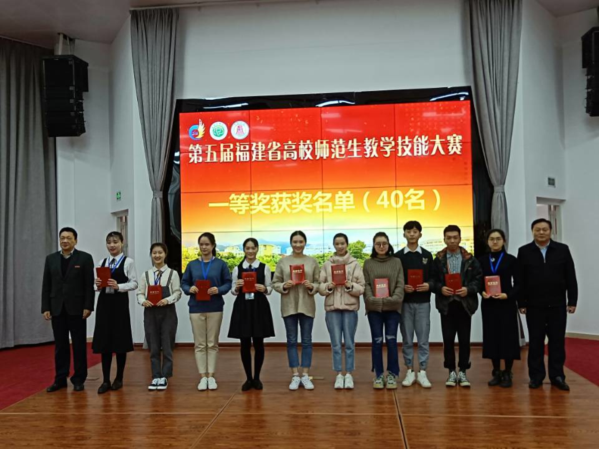 QQ图片20181224161017_编辑.jpg QQ图片20181224161017_编辑.jpg