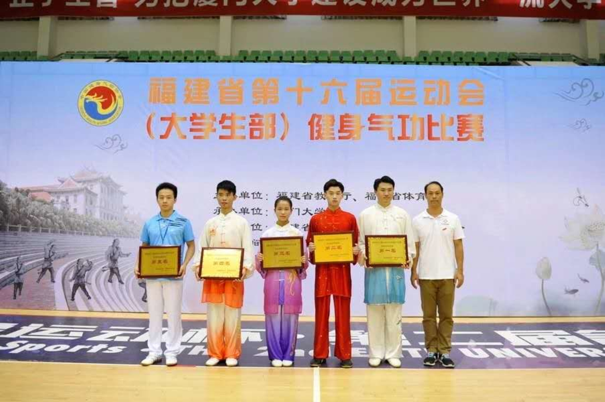 微信图片_20180719180947_编辑.jpg