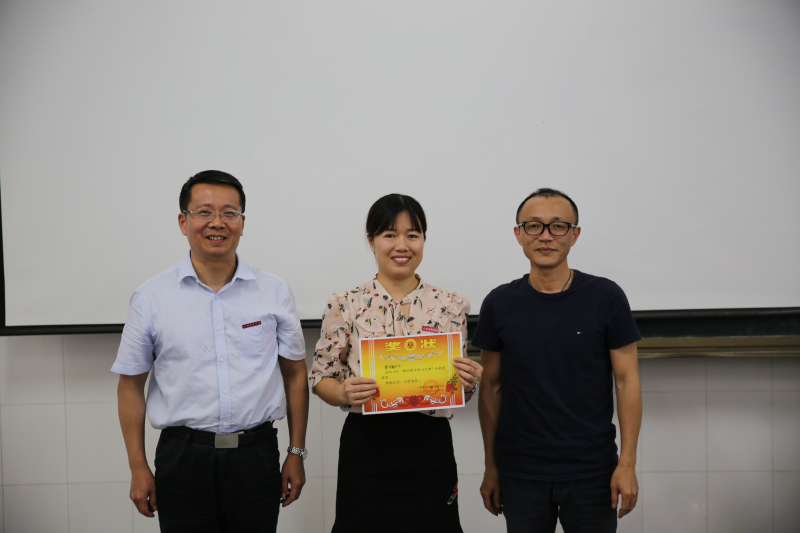 09医护学院的赖明霞老师获得一等奖_编辑.jpg